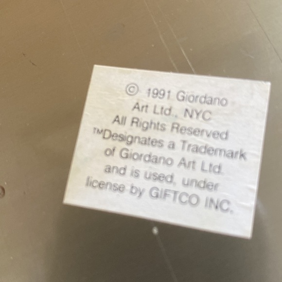 Cute Vintage holiday metal 12” tray by Giordano Arts - Picture 4 of 4